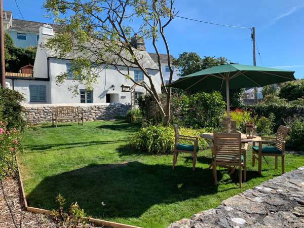 Clover Cottage, Hooe